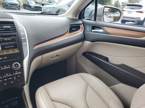 2019 Lincoln MKC Select