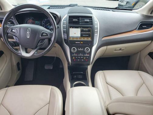 2019 Lincoln MKC Select