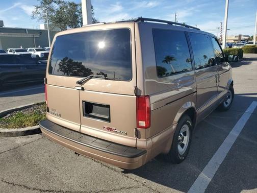 1997 GMC Safari SLX