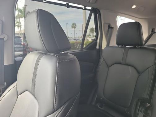 2023 Honda Pilot Touring 8-Passenger