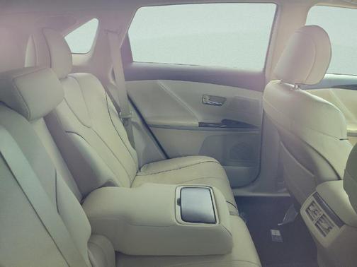 Barcelona Red Metallic 2015 Toyota Venza XLE
