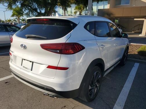 2019 Hyundai TUCSON Sport