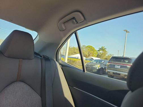 2019 Toyota Camry LE