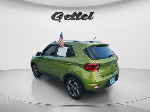 2023 Hyundai VENUE SEL