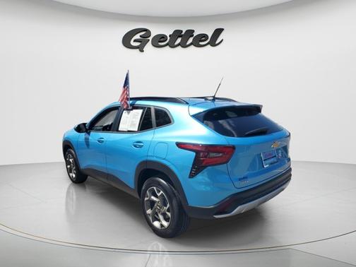 Marina Blue Metallic 2026 Chevrolet Trax LT