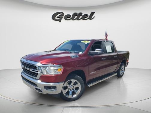 Delmonico Red Pearlcoat 2023 RAM 1500 Big Horn/Lone Star