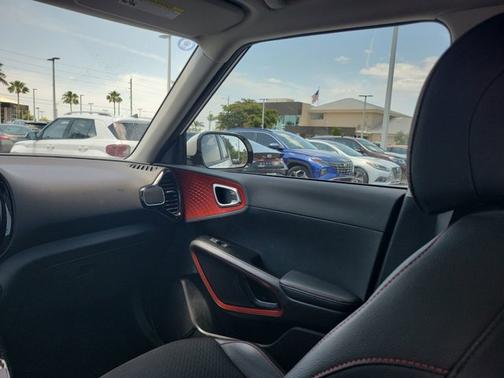 2023 Kia Soul GT-Line