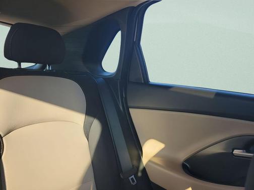 2018 Hyundai Elantra GT Base