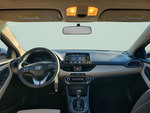 2018 Hyundai Elantra GT Base