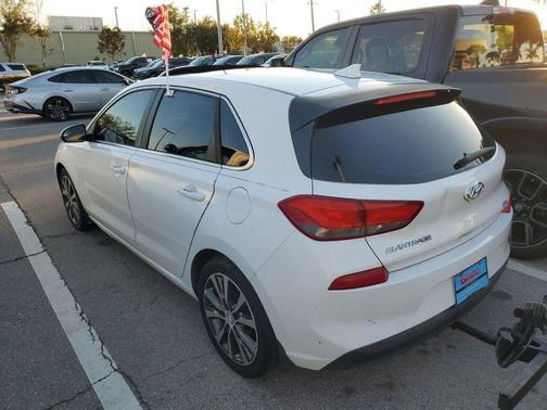 2018 Hyundai Elantra GT Base