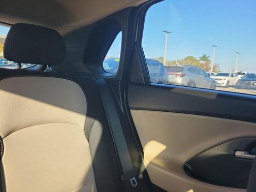 2018 Hyundai Elantra GT Base