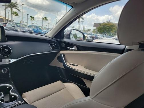 2019 Kia Stinger Premium