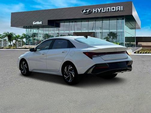 2025 Hyundai ELANTRA HEV Limited