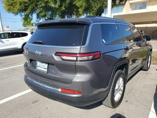 2022 Jeep Grand Cherokee L Laredo