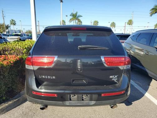 2013 Lincoln MKX Base