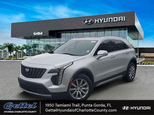 2022 Cadillac XT4 Premium Luxury