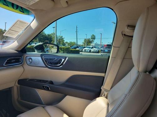 2020 Lincoln Continental Reserve