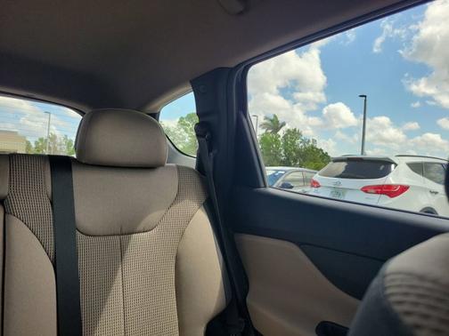 2019 Hyundai SANTA FE SEL 2.4