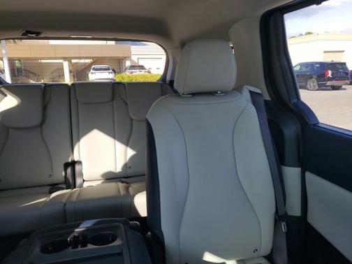 2025 Kia Carnival Hybrid EX