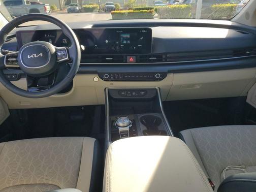 2025 Kia Carnival Hybrid EX