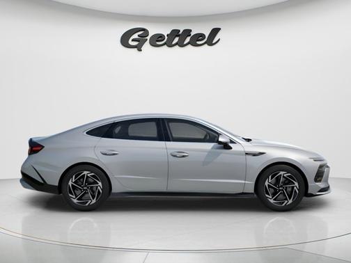 Aero Silver 2026 Hyundai SONATA SEL