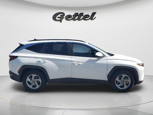 White Pearl 2024 Hyundai TUCSON SEL