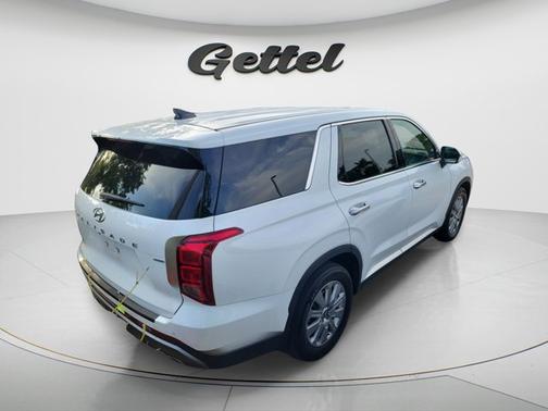 Hyper White 2023 Hyundai PALISADE SE