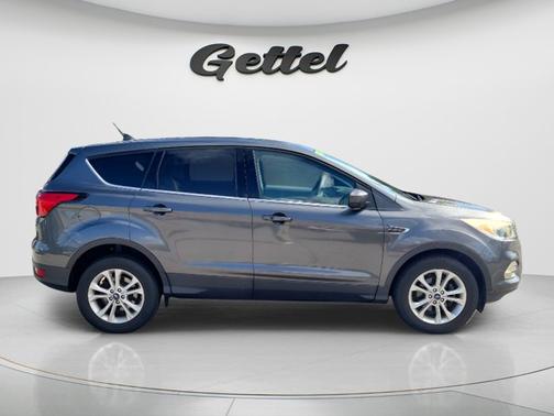 Magnetic Metallic 2019 Ford Escape SE