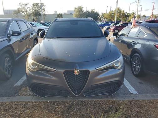 2019 Alfa Romeo Stelvio Sport