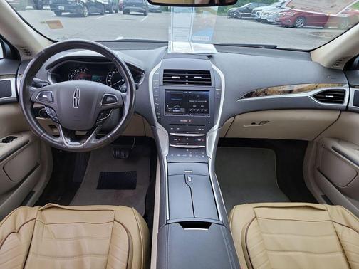 2016 Lincoln MKZ Base