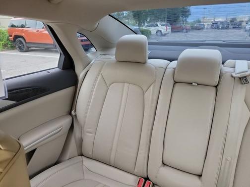 2016 Lincoln MKZ Base