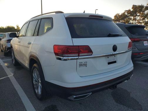 2023 Volkswagen Atlas 3.6L SE w/Technology
