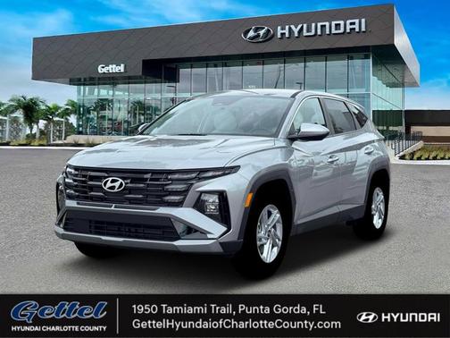 2026 Hyundai TUCSON SE