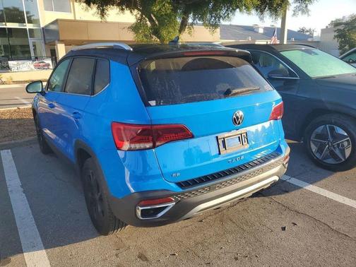 2024 Volkswagen Taos 1.5T SE