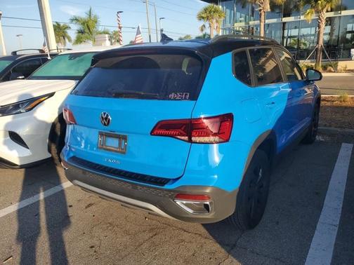 2024 Volkswagen Taos 1.5T SE