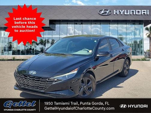 2023 Hyundai ELANTRA SEL