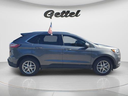 CARBONIZED GRAY 2022 Ford Edge SEL