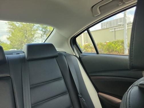 2016 Mazda Mazda6 i Grand Touring