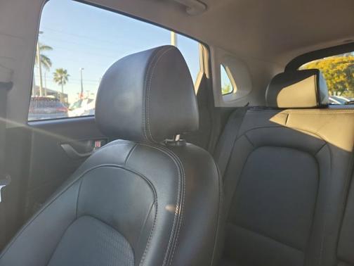 2020 Hyundai KONA Limited