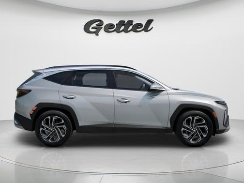 Shimmering Silver 2026 Hyundai TUCSON SE