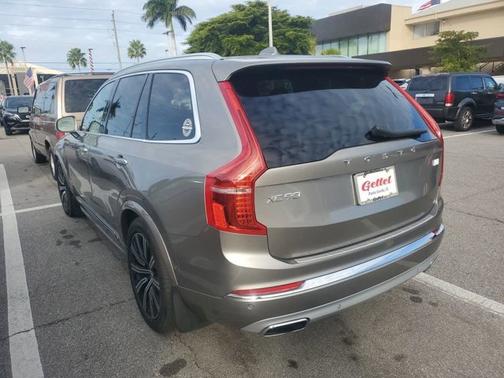 2021 Volvo XC90 Recharge Plug-In Hybrid T8 Inscription 7 Passenger