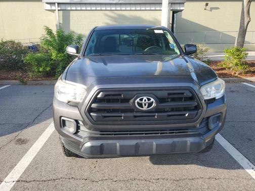2016 Toyota Tacoma SR