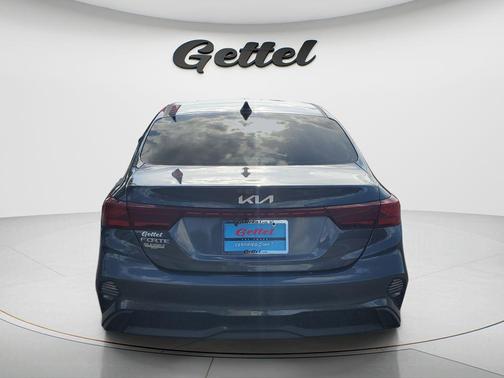 Gravity Gray 2023 Kia Forte LXS