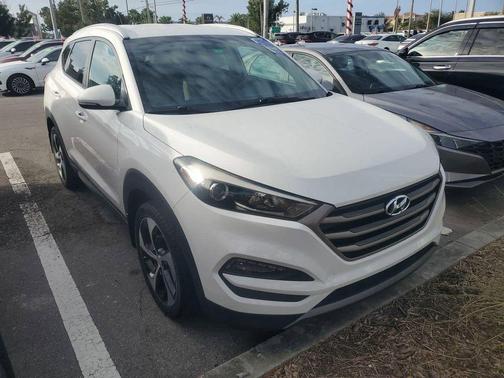 2016 Hyundai TUCSON Sport