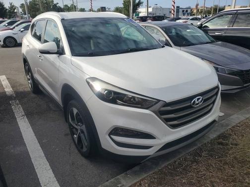 2016 Hyundai TUCSON Sport