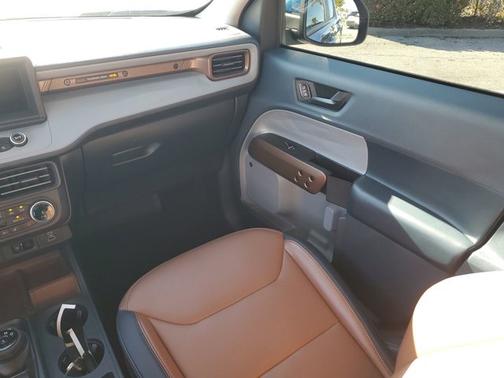 2023 Ford Maverick Lariat