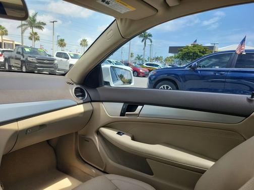 2013 Mercedes-Benz C-Class C250