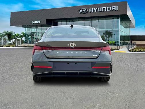 2025 Hyundai ELANTRA HEV Limited
