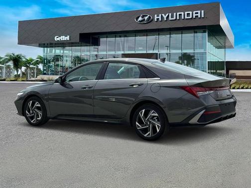 2025 Hyundai ELANTRA HEV Limited