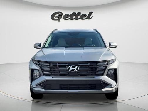 Shimmering Silver 2026 Hyundai TUCSON SEL Premium